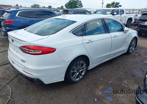 2020 Ford Fusion Hybrid Titanium из США, поврежденный, VIN 3FA6P0RU1LR204778